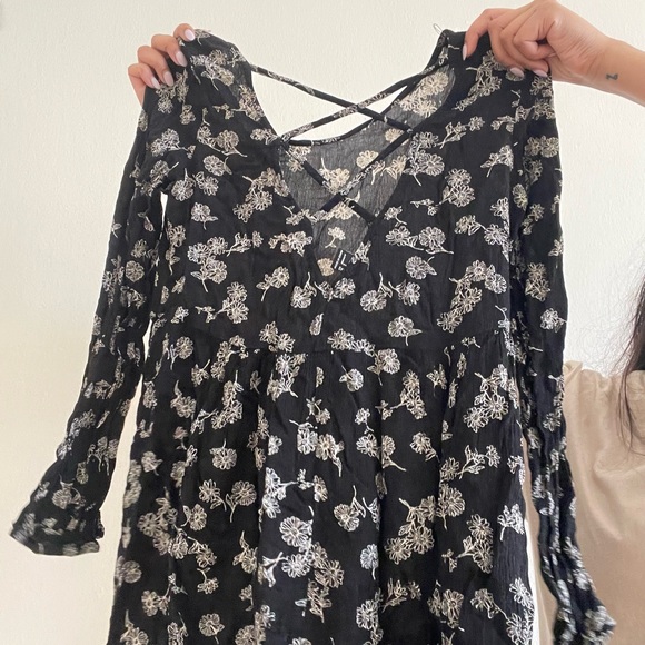 Summer daffodil dress - Picture 2 of 2